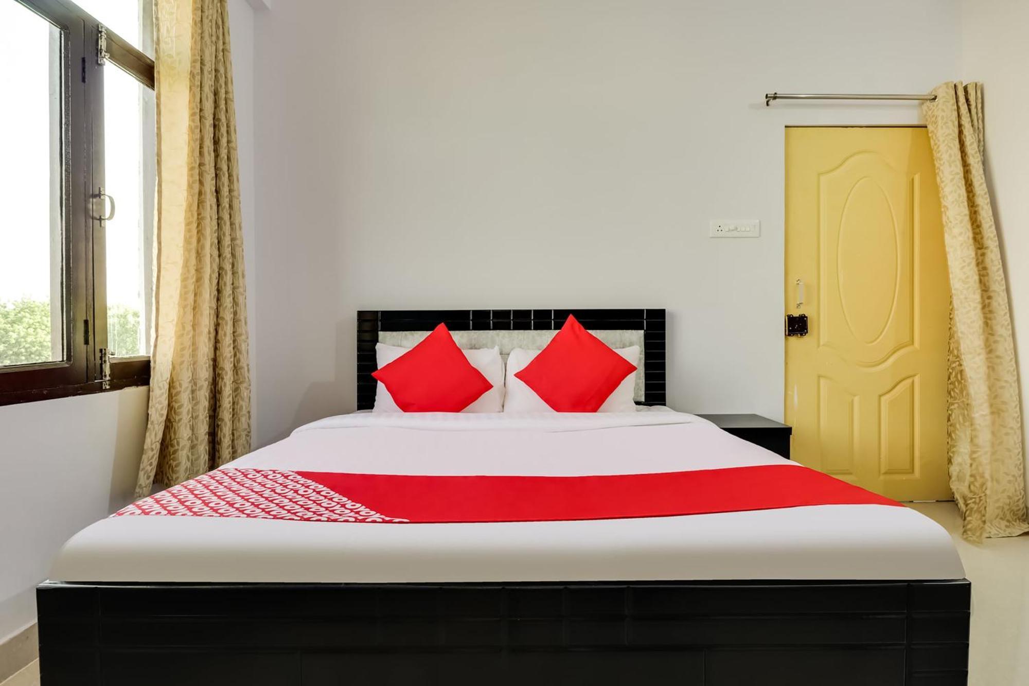 Hotel O Vgs Chinhat ภายนอก รูปภาพ
